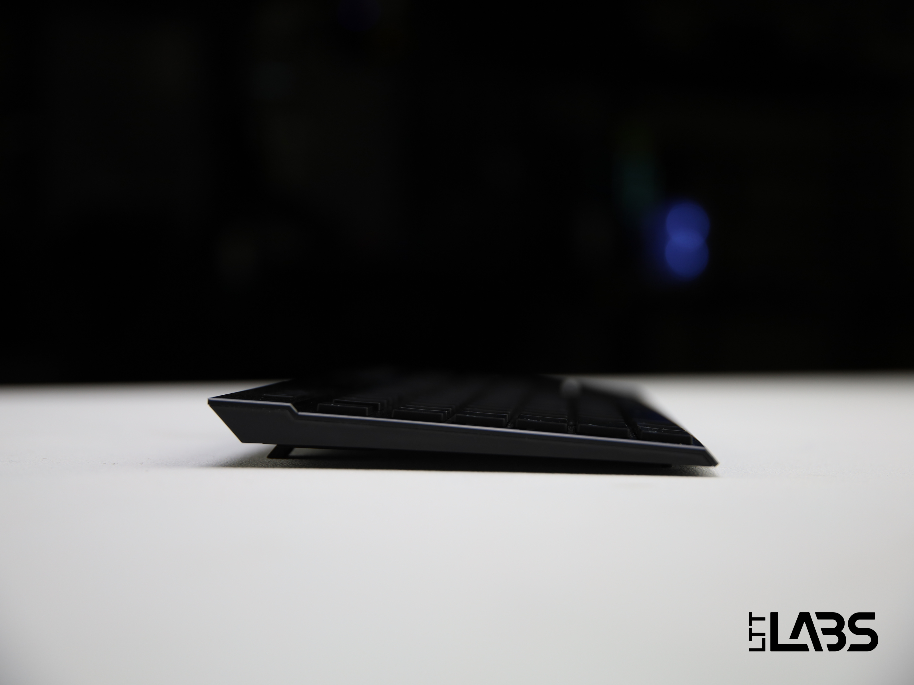 Corsair K100 AIR Wireless RGB Mechanisch Gaming Toetsenbord – Ultradun, CHERRY MX Ultra Low Profile, Sub-1ms Draadloos, QWERTY (NA-indeling), Zwart