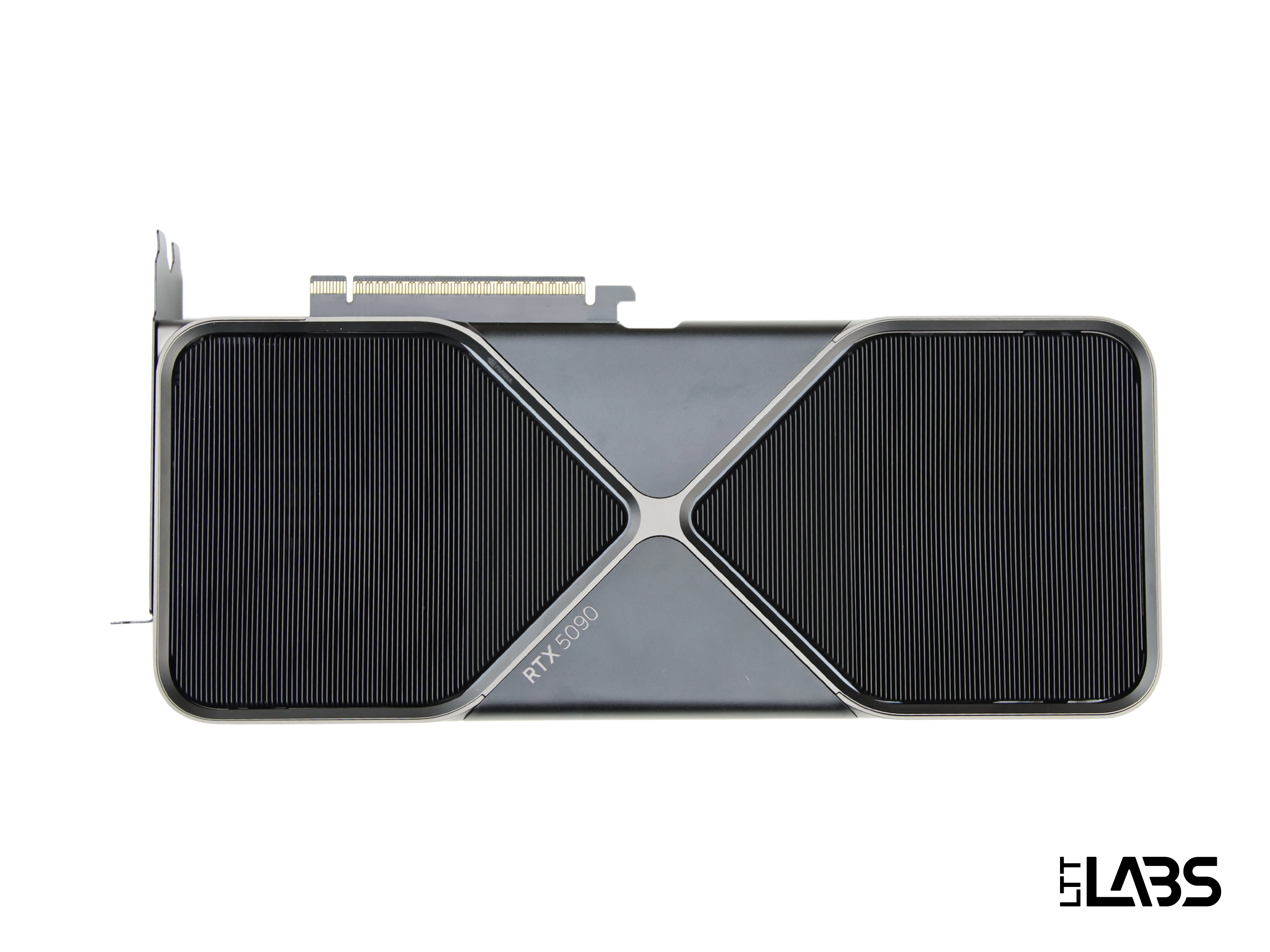 NVIDIA GeForce RTX 5090 Founders Edition | LTT Labs