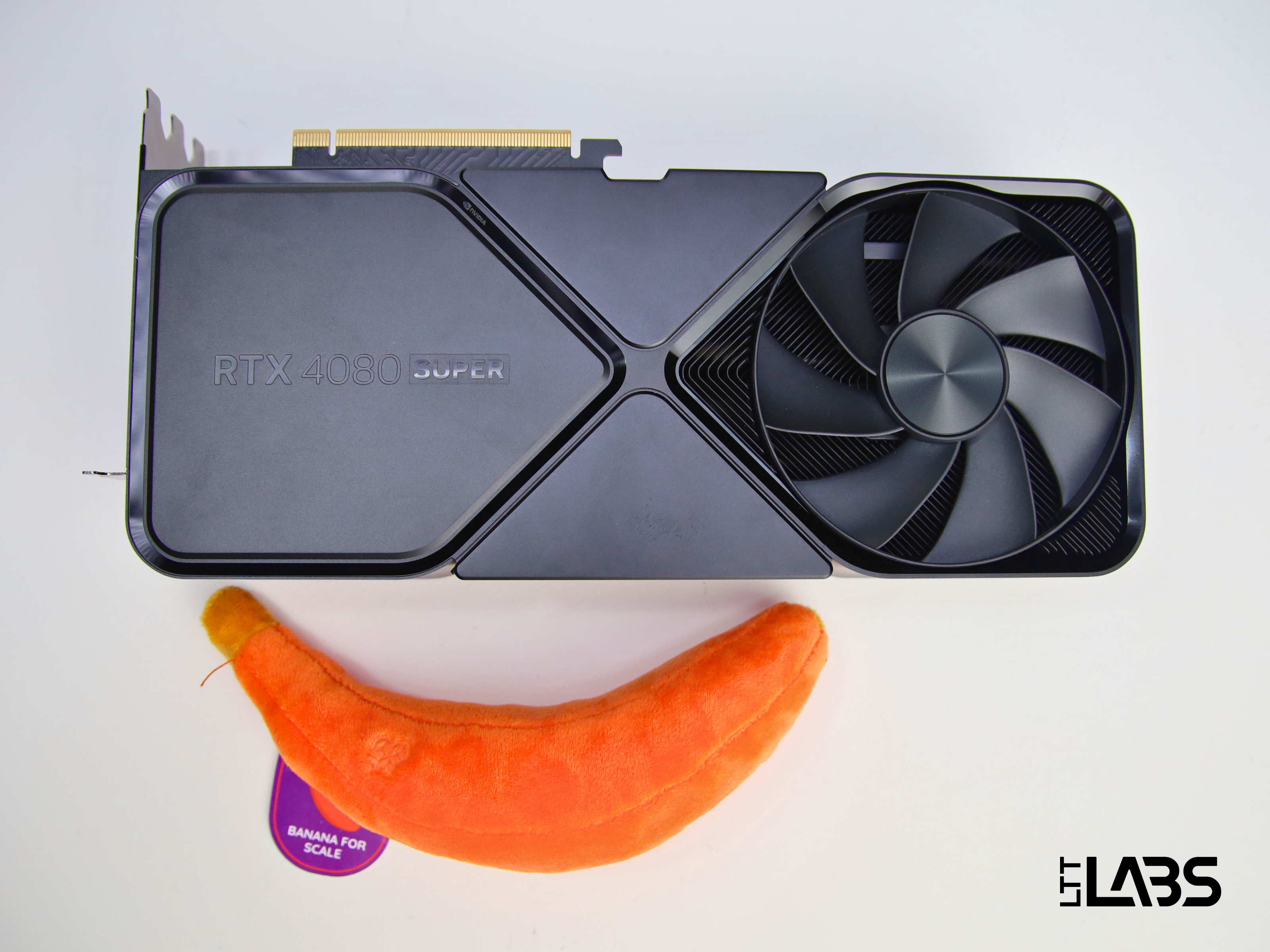 NVIDIA GeForce RTX 4080 SUPER 16GB Founders Edition | LTT Labs