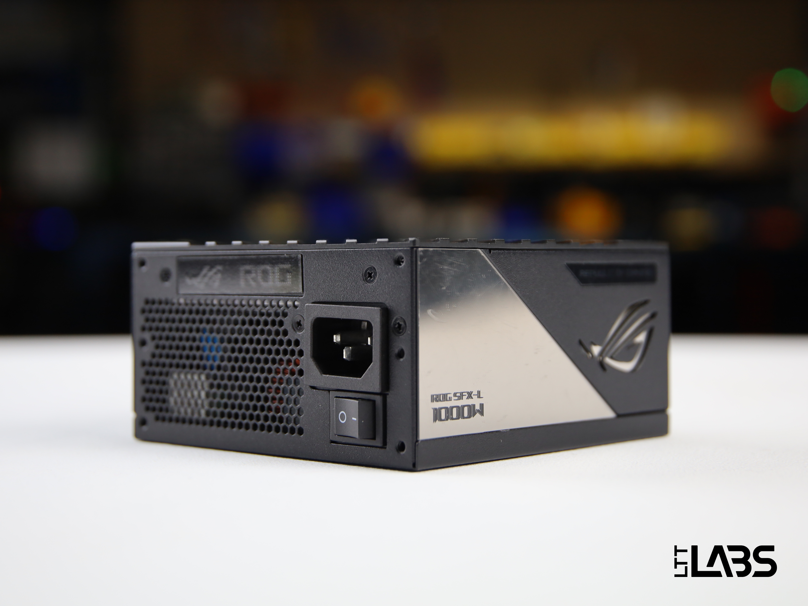 ASUS ROG Loki SFX-L 1000W Platinum | LTT Labs