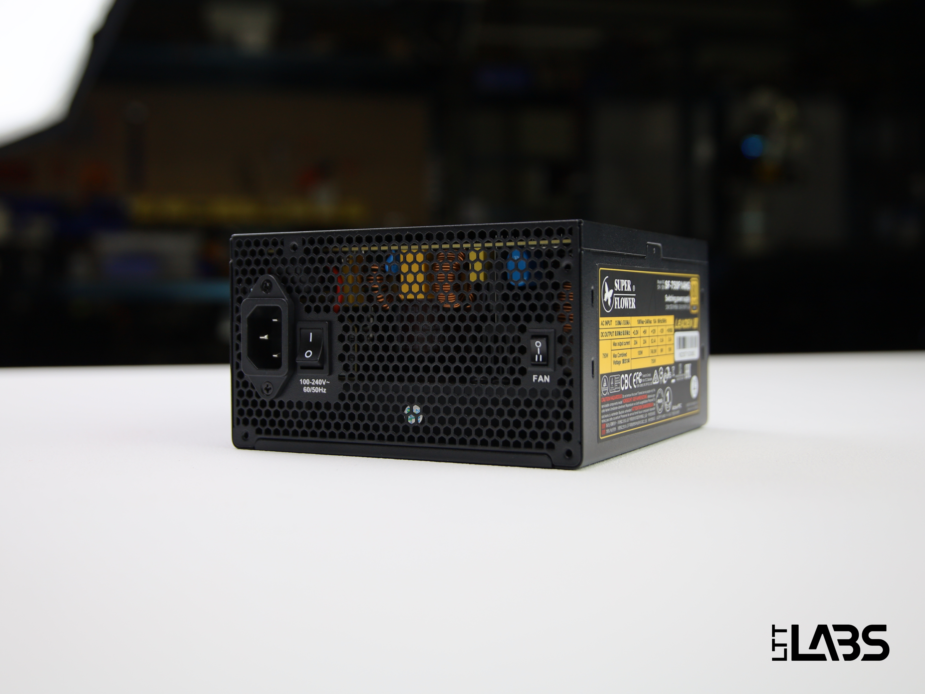 Super Flower LEADEX III GOLD 750W | LTT Labs