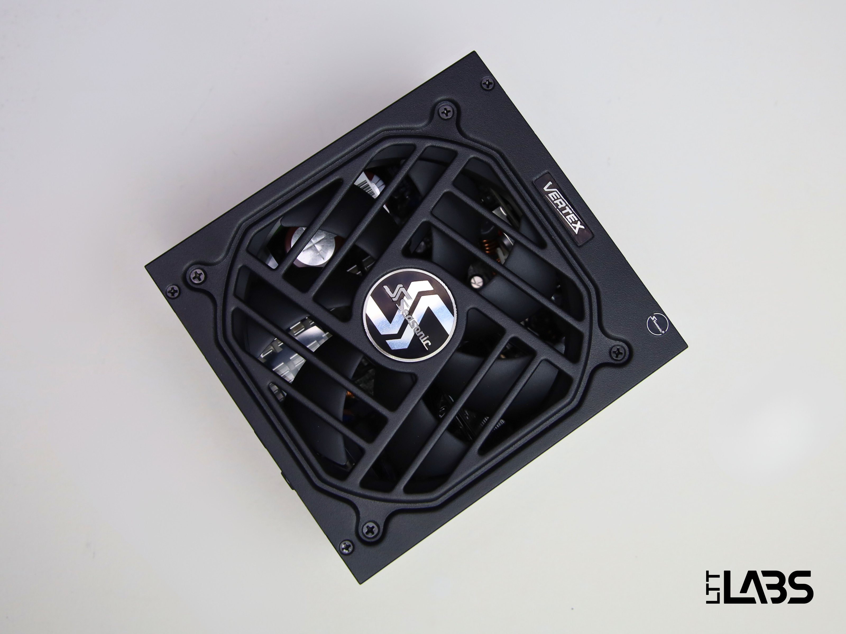 Seasonic Vertex PX-750 | LTT Labs